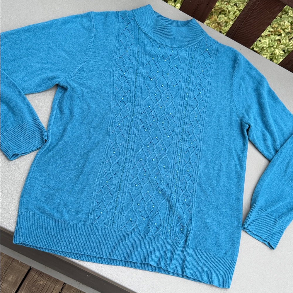 Vintage 1980s/90s tradition 
Lg ocean teal blue pearl detail sweater Cowl neck